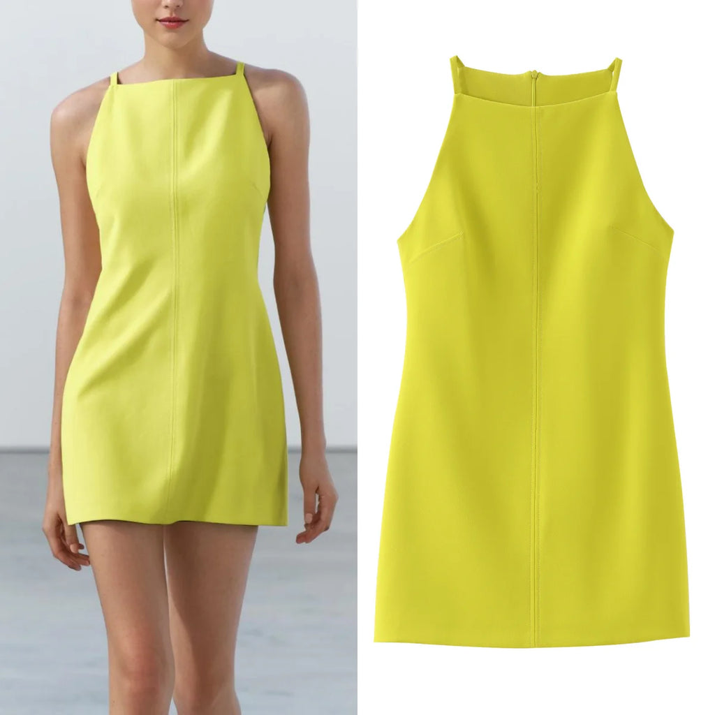 Robe Courte Col Droit Sans Manches Slim Fit