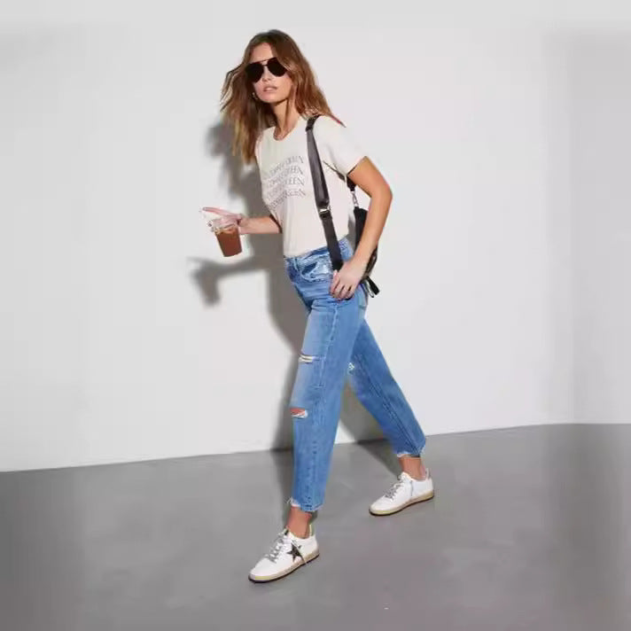 Jean Slim Fit Cropped Déchiré Jambe Droite